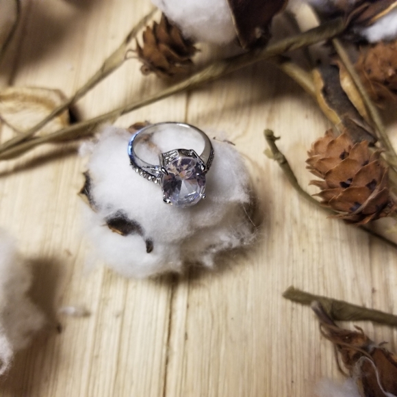 💍💍Exquisite Shiny 5 Karat Oval Cut engagement ring💍💍 - Picture 16 of 16